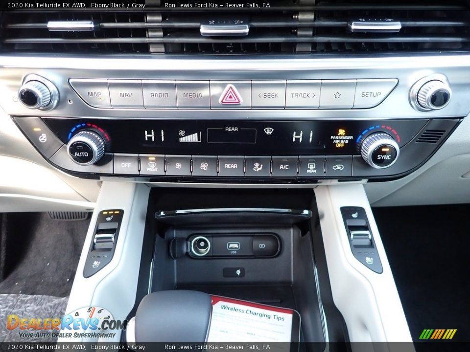2020 Kia Telluride EX AWD Ebony Black / Gray Photo #19