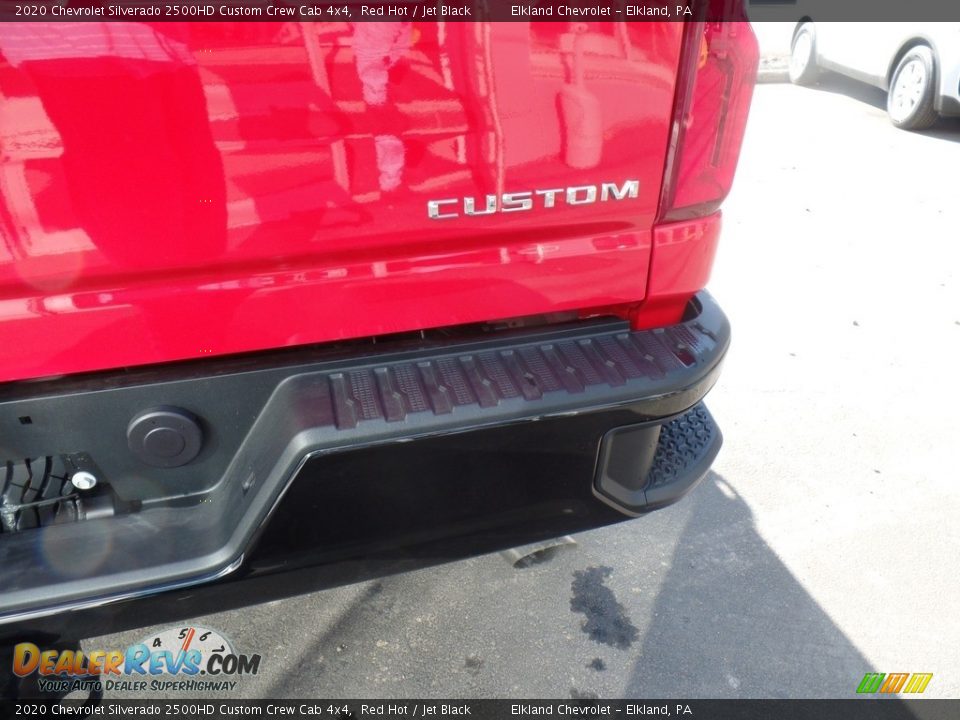 2020 Chevrolet Silverado 2500HD Custom Crew Cab 4x4 Red Hot / Jet Black Photo #13