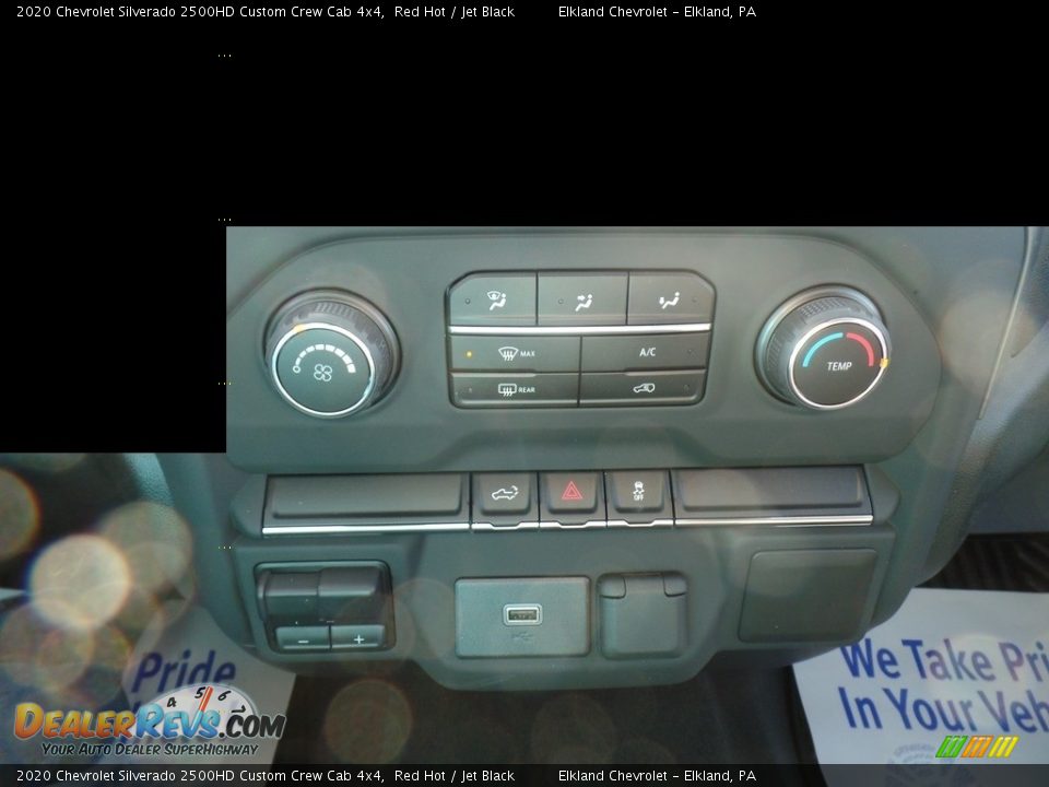 2020 Chevrolet Silverado 2500HD Custom Crew Cab 4x4 Red Hot / Jet Black Photo #29