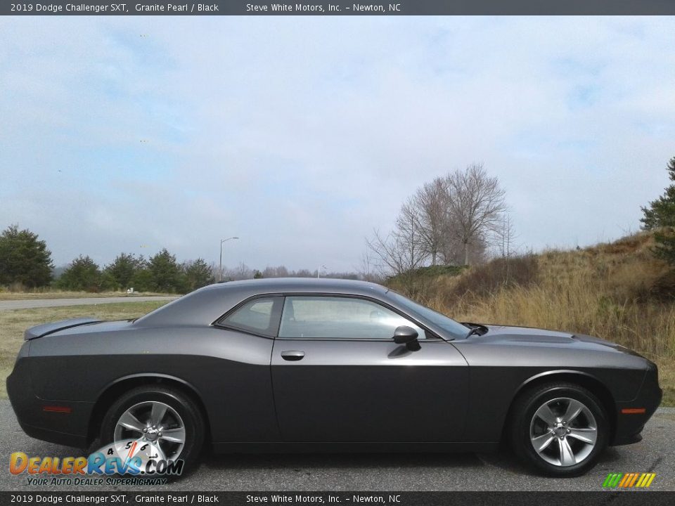 Granite Pearl 2019 Dodge Challenger SXT Photo #5