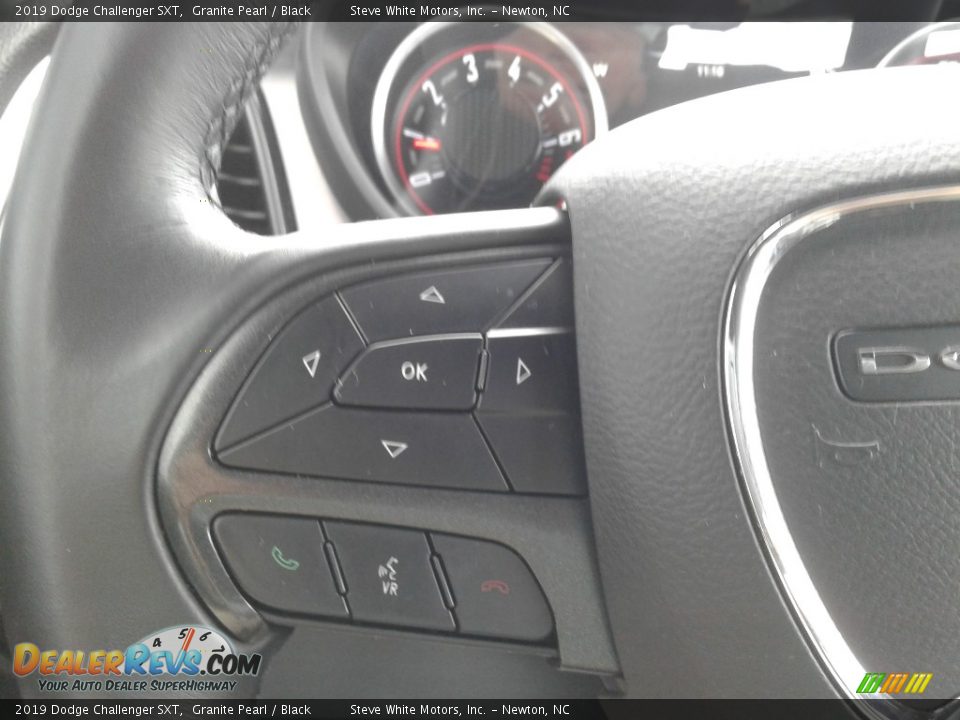 2019 Dodge Challenger SXT Granite Pearl / Black Photo #17