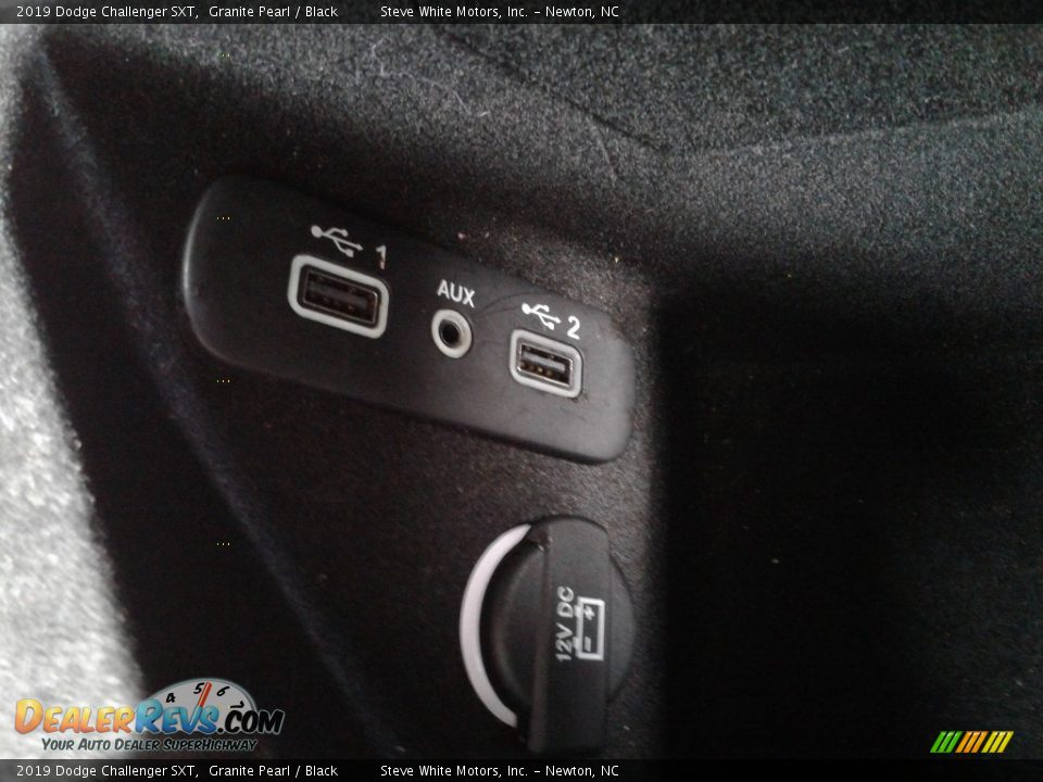2019 Dodge Challenger SXT Granite Pearl / Black Photo #24