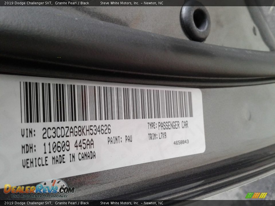 2019 Dodge Challenger SXT Granite Pearl / Black Photo #26