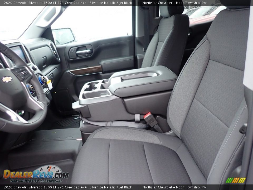 2020 Chevrolet Silverado 1500 LT Z71 Crew Cab 4x4 Silver Ice Metallic / Jet Black Photo #13