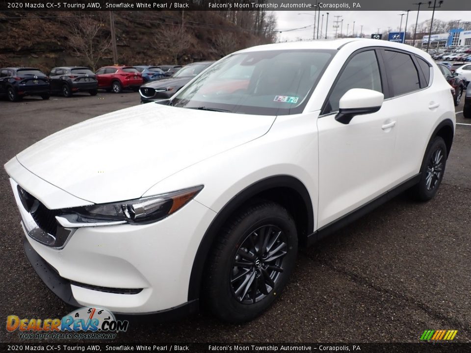 Front 3/4 View of 2020 Mazda CX-5 Touring AWD Photo #5