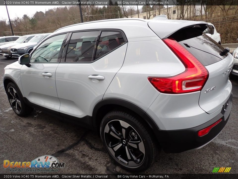 2020 Volvo XC40 T5 Momentum AWD Glacier Silver Metallic / Charcoal Photo #4