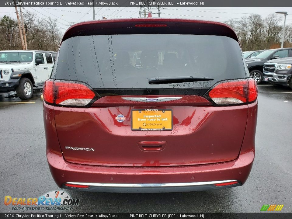 2020 Chrysler Pacifica Touring L Velvet Red Pearl / Alloy/Black Photo #20