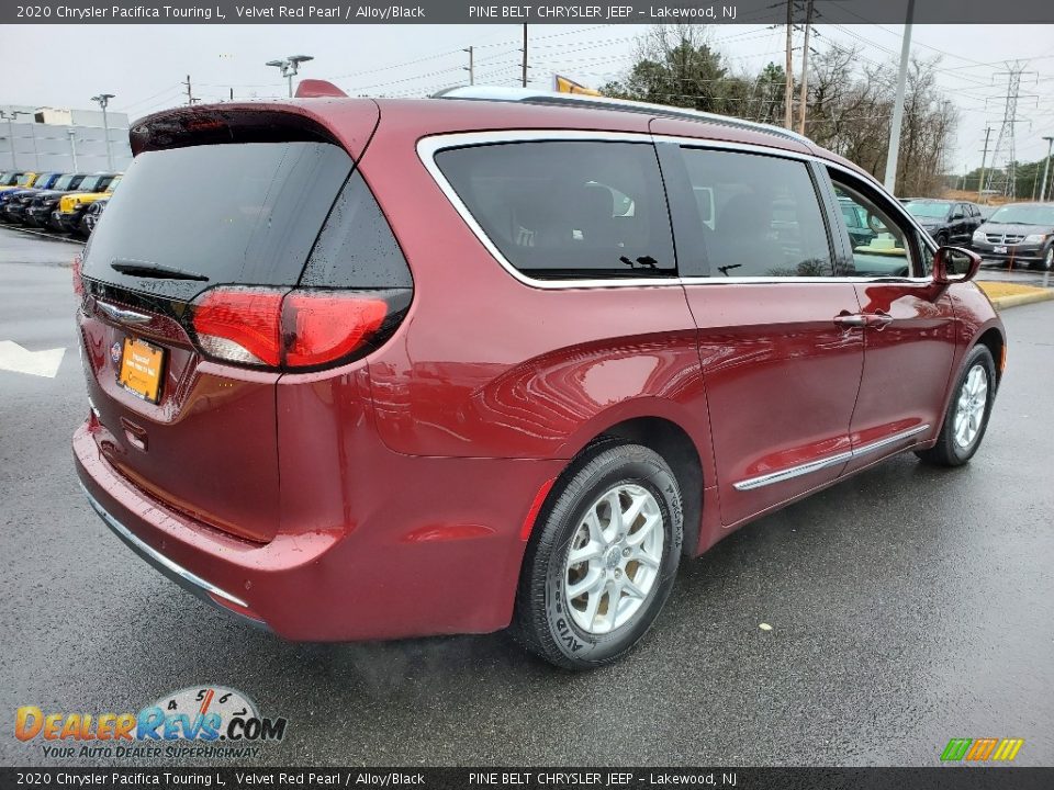 2020 Chrysler Pacifica Touring L Velvet Red Pearl / Alloy/Black Photo #21