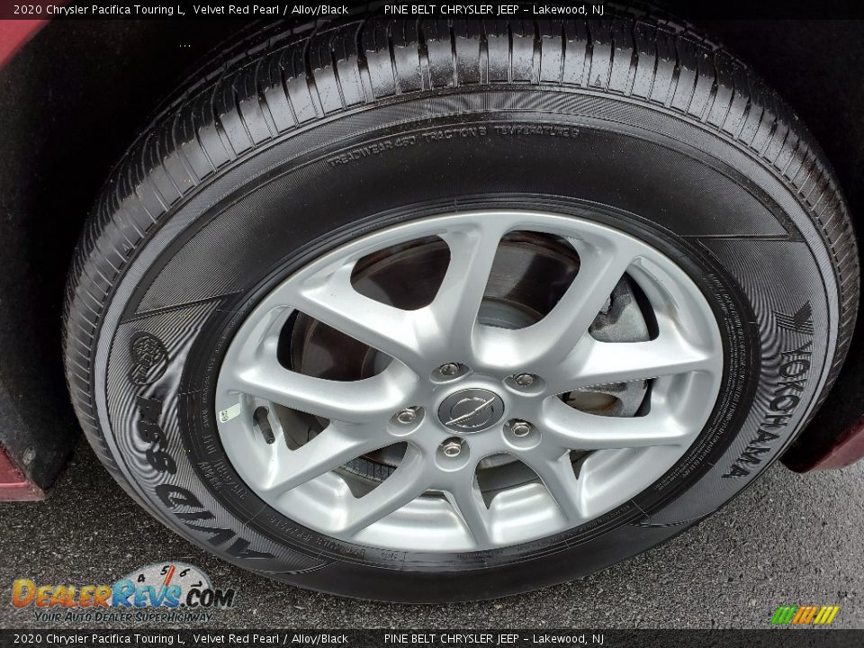 2020 Chrysler Pacifica Touring L Velvet Red Pearl / Alloy/Black Photo #23