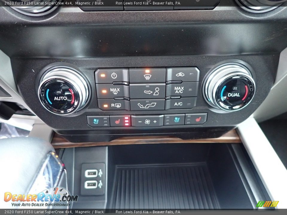 Controls of 2020 Ford F150 Lariat SuperCrew 4x4 Photo #18