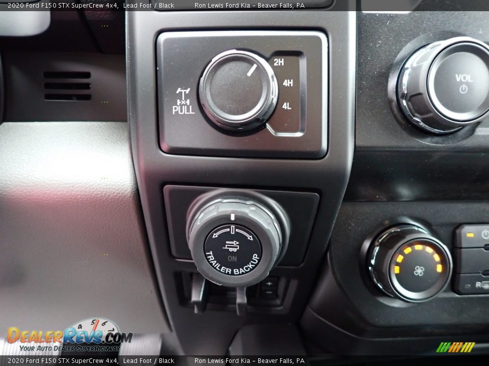 Controls of 2020 Ford F150 STX SuperCrew 4x4 Photo #16