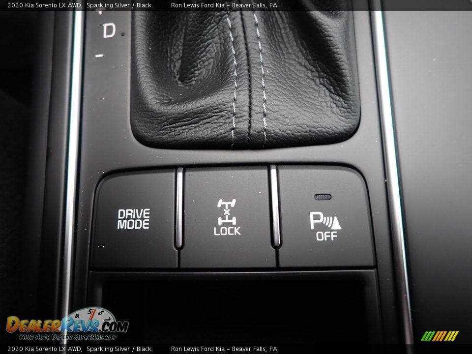 2020 Kia Sorento LX AWD Sparkling Silver / Black Photo #17