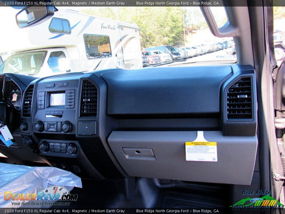 2020 Ford F150 XL Regular Cab 4x4 Magnetic / Medium Earth Gray Photo #17