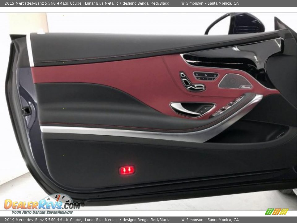 Door Panel of 2019 Mercedes-Benz S 560 4Matic Coupe Photo #25