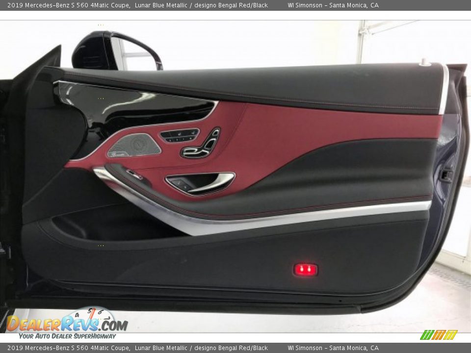 Door Panel of 2019 Mercedes-Benz S 560 4Matic Coupe Photo #30