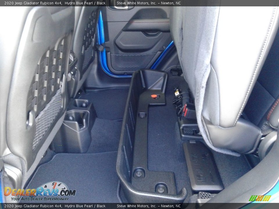 2020 Jeep Gladiator Rubicon 4x4 Hydro Blue Pearl / Black Photo #15