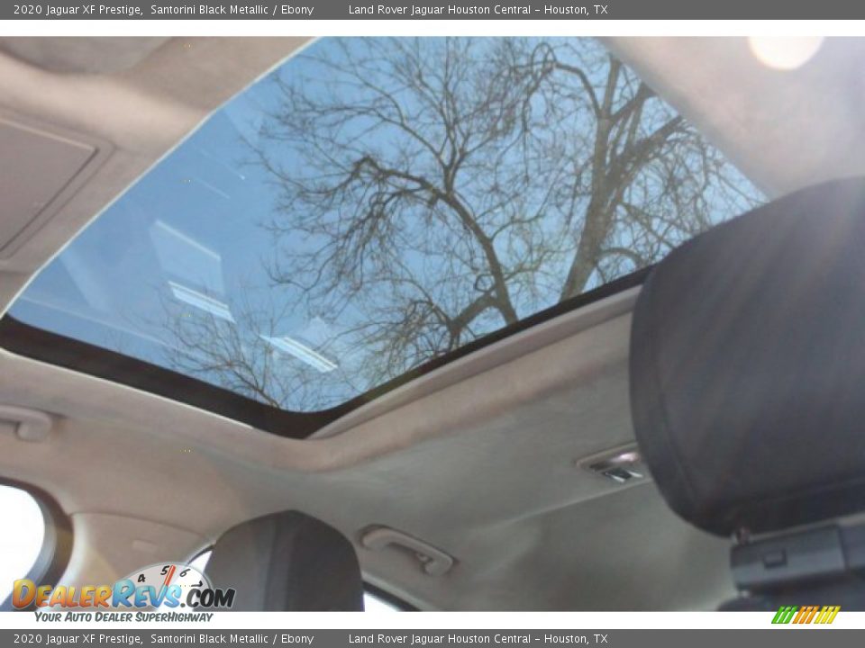 2020 Jaguar XF Prestige Santorini Black Metallic / Ebony Photo #24