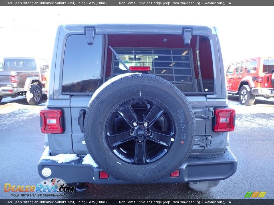 2020 Jeep Wrangler Unlimited Sahara 4x4 Sting-Gray / Black Photo #4