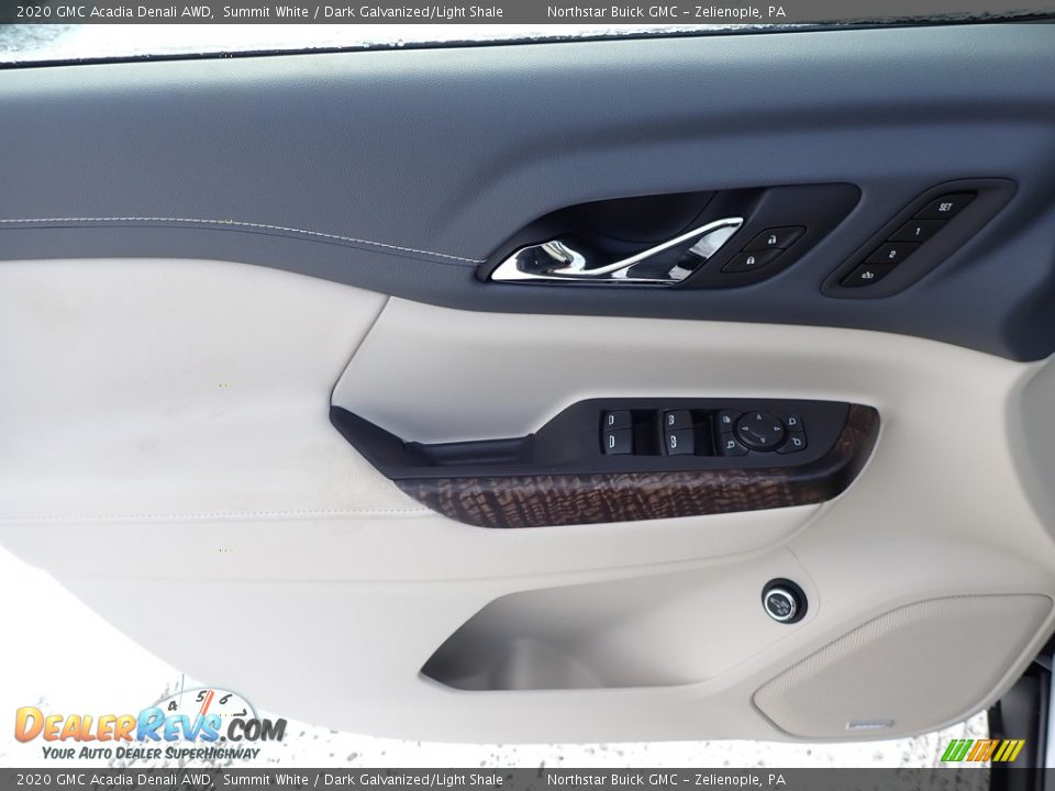 Door Panel of 2020 GMC Acadia Denali AWD Photo #16