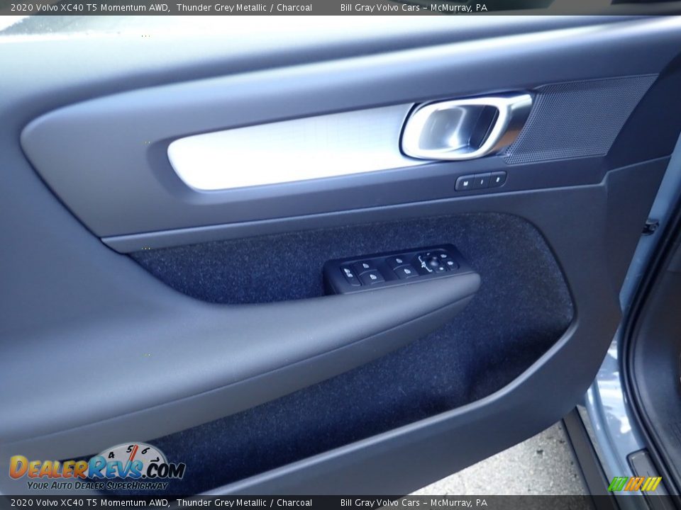 2020 Volvo XC40 T5 Momentum AWD Thunder Grey Metallic / Charcoal Photo #10