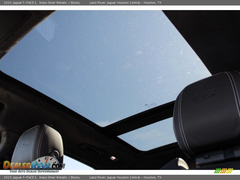 2020 Jaguar F-PACE S Indus Silver Metallic / Ebony Photo #24
