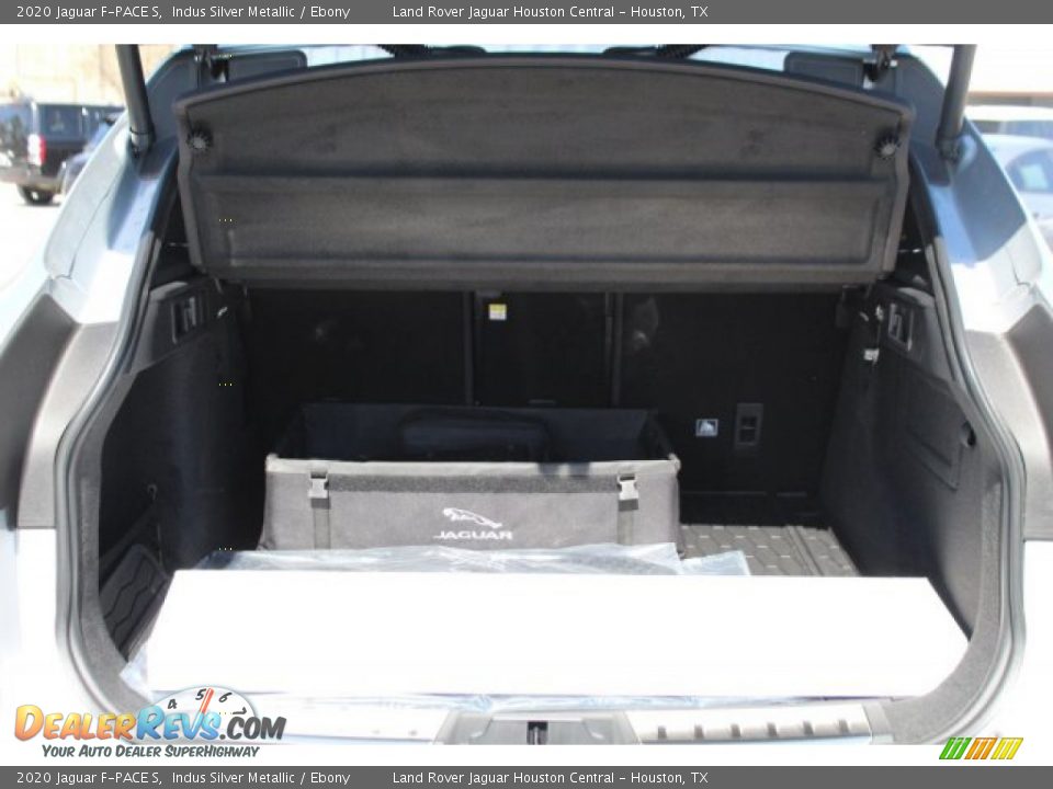 2020 Jaguar F-PACE S Indus Silver Metallic / Ebony Photo #29