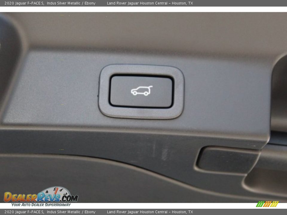 2020 Jaguar F-PACE S Indus Silver Metallic / Ebony Photo #30
