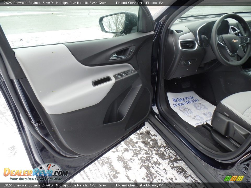 2020 Chevrolet Equinox LS AWD Midnight Blue Metallic / Ash Gray Photo #12
