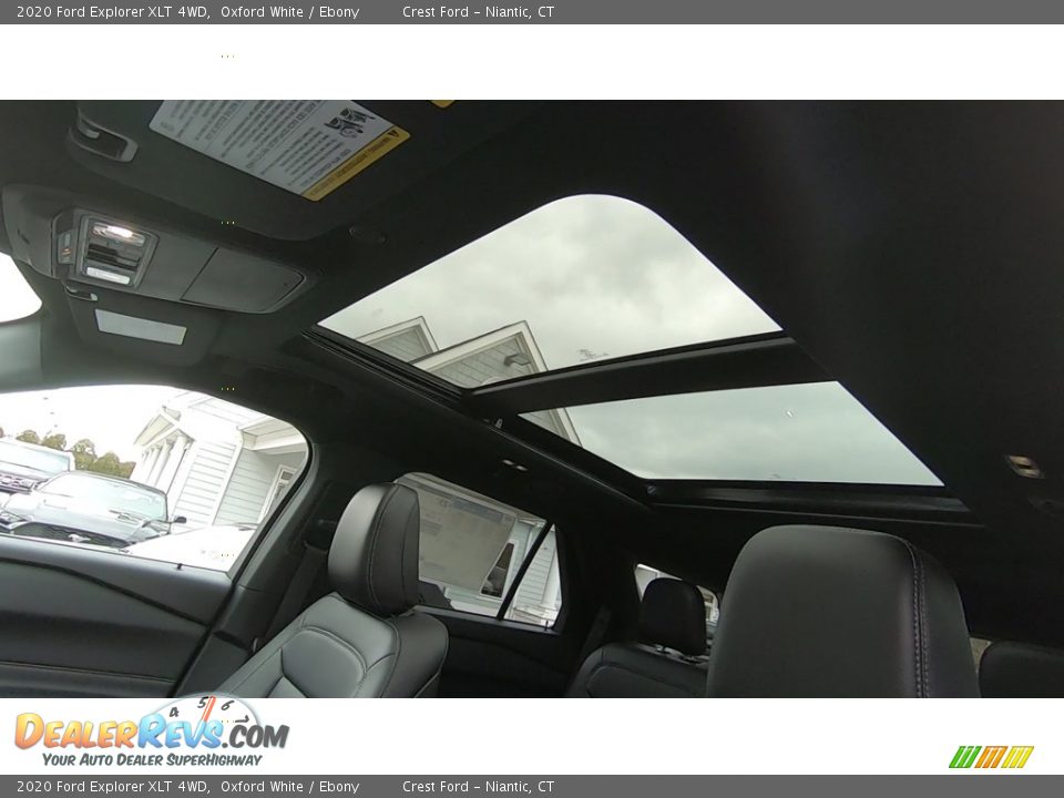 2020 Ford Explorer XLT 4WD Oxford White / Ebony Photo #17