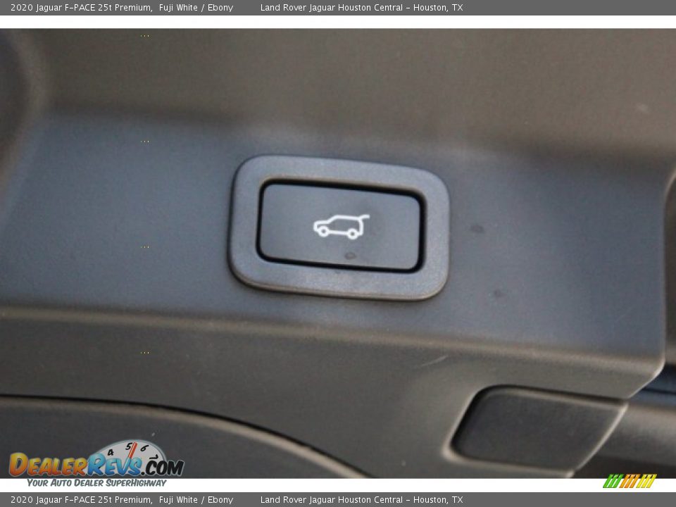 2020 Jaguar F-PACE 25t Premium Fuji White / Ebony Photo #30