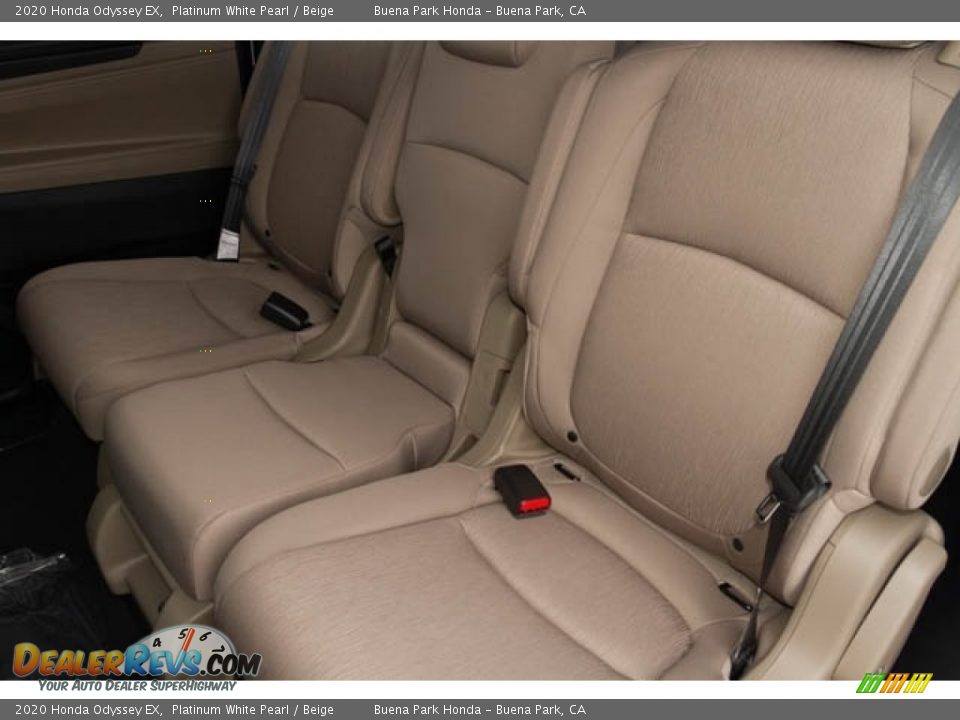 2020 Honda Odyssey EX Platinum White Pearl / Beige Photo #26
