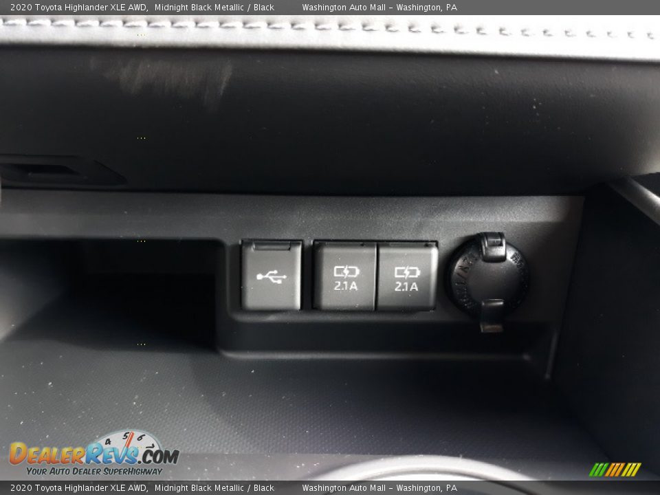 2020 Toyota Highlander XLE AWD Midnight Black Metallic / Black Photo #14