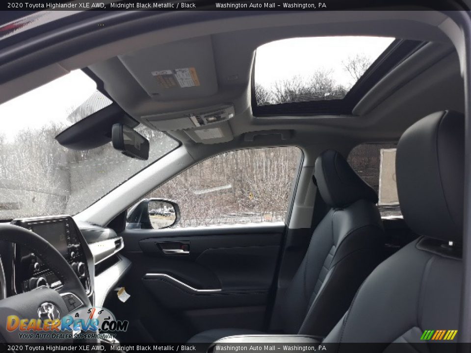 2020 Toyota Highlander XLE AWD Midnight Black Metallic / Black Photo #25