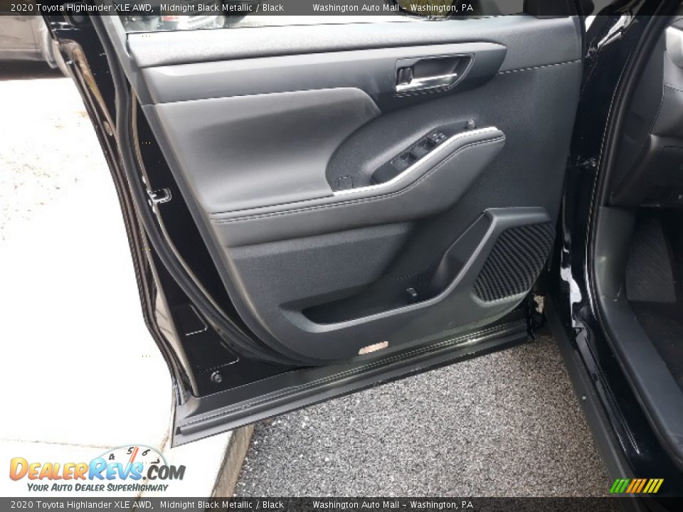 2020 Toyota Highlander XLE AWD Midnight Black Metallic / Black Photo #27