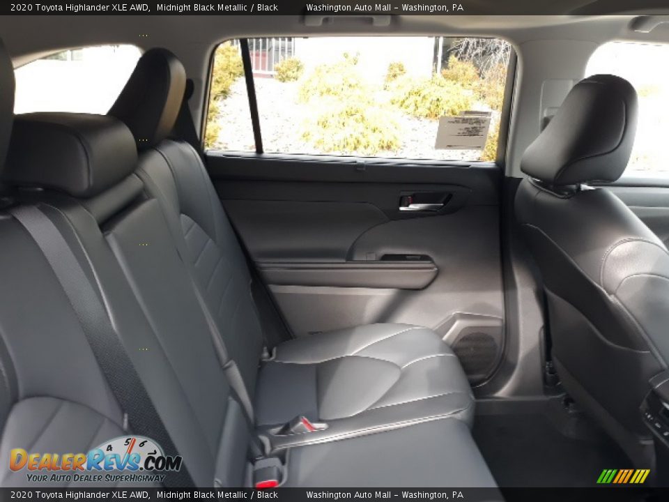 2020 Toyota Highlander XLE AWD Midnight Black Metallic / Black Photo #36