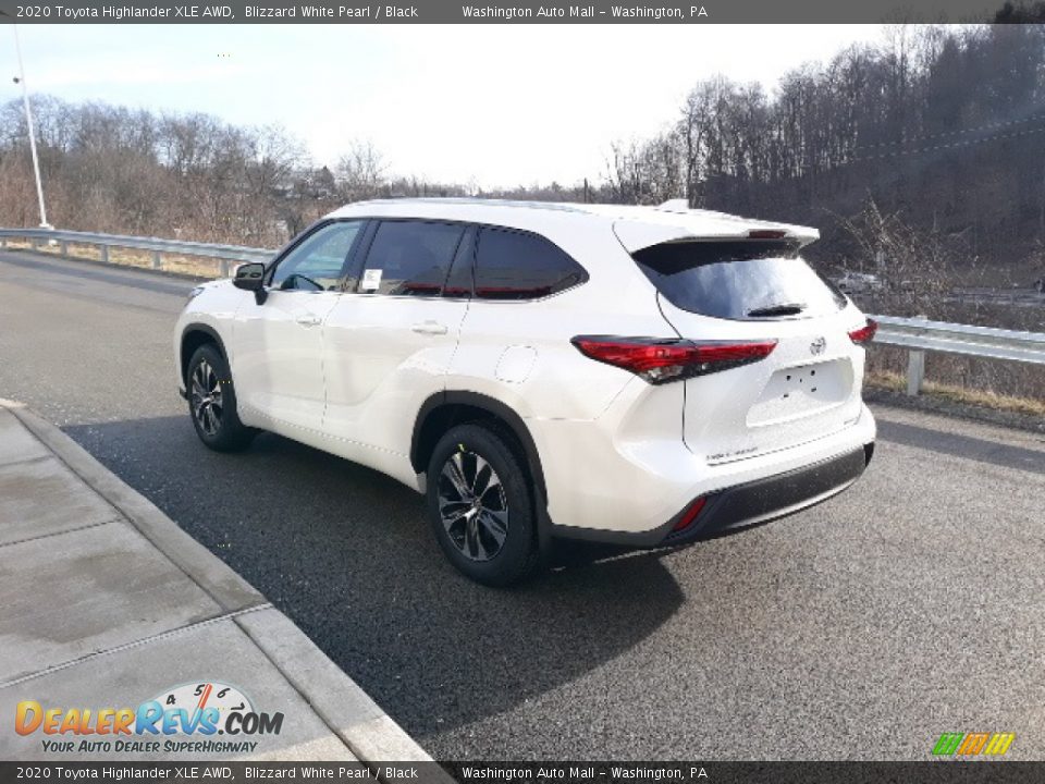 2020 Toyota Highlander XLE AWD Blizzard White Pearl / Black Photo #2