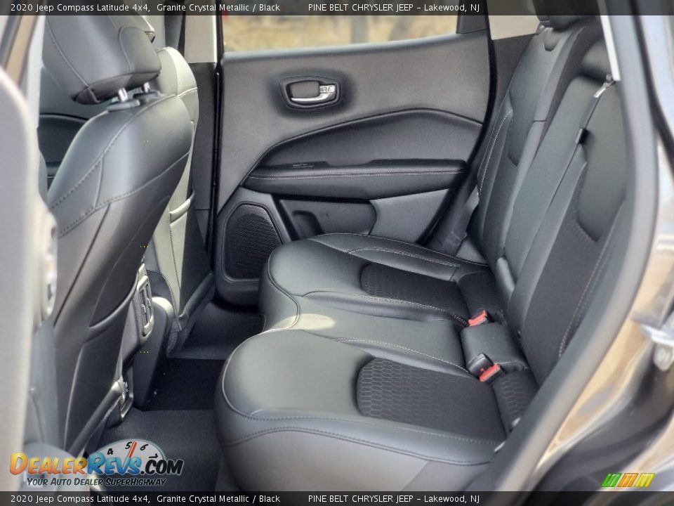 2020 Jeep Compass Latitude 4x4 Granite Crystal Metallic / Black Photo #9