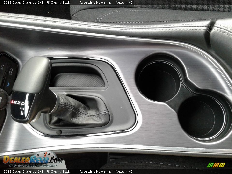 2018 Dodge Challenger SXT Shifter Photo #23