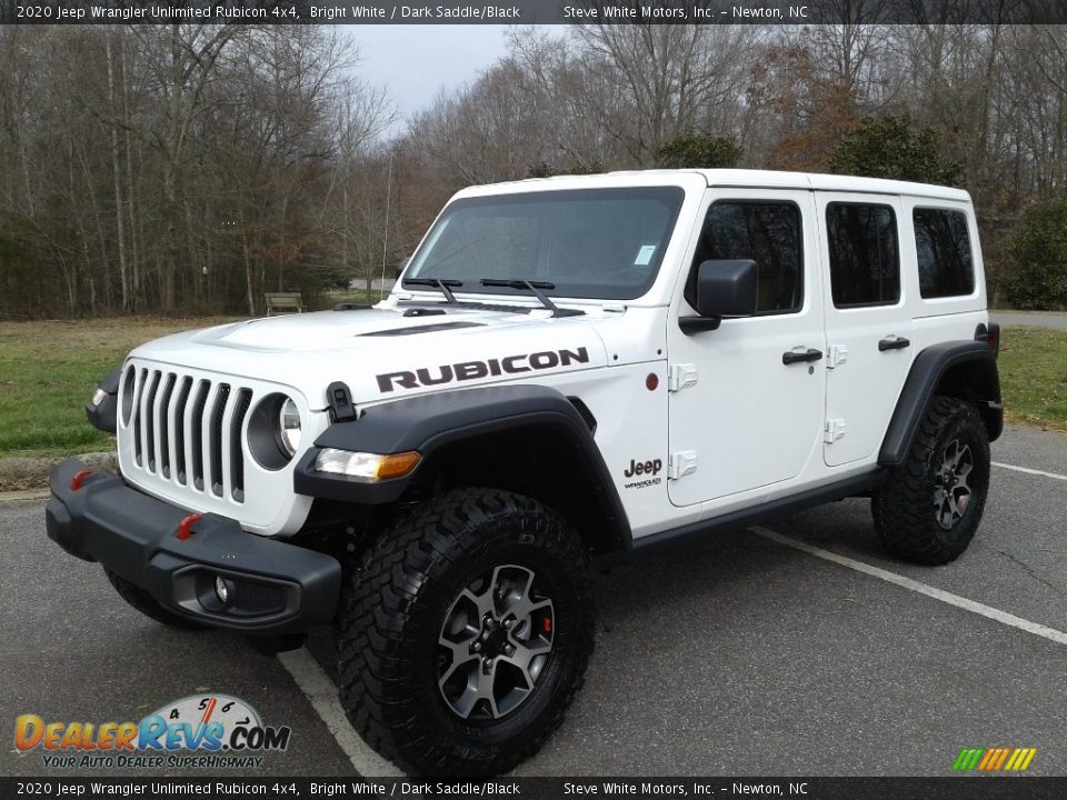 Front 3/4 View of 2020 Jeep Wrangler Unlimited Rubicon 4x4 Photo #2