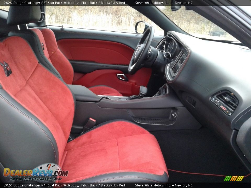 Front Seat of 2020 Dodge Challenger R/T Scat Pack Widebody Photo #15