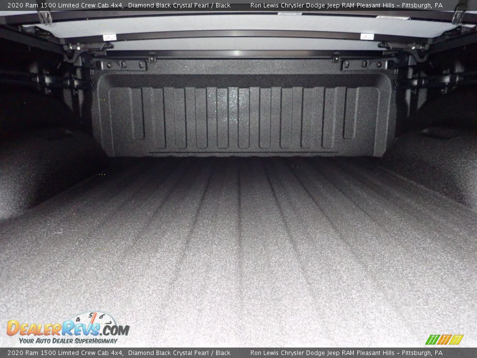 2020 Ram 1500 Limited Crew Cab 4x4 Diamond Black Crystal Pearl / Black Photo #9