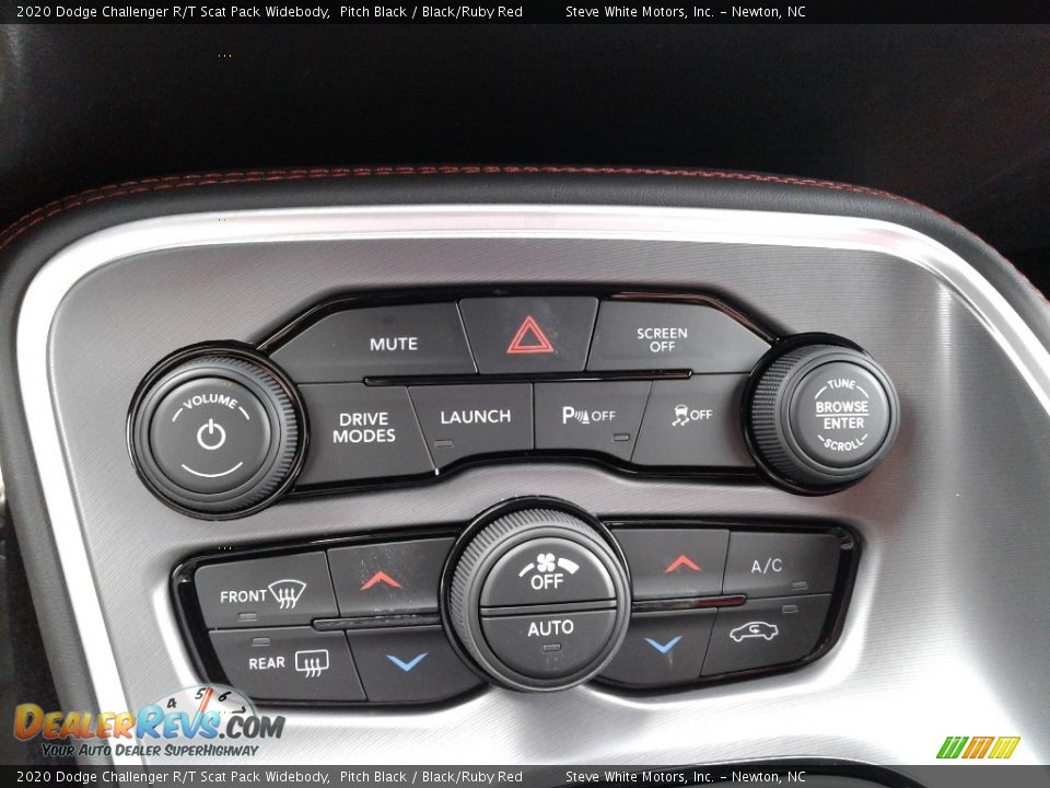 Controls of 2020 Dodge Challenger R/T Scat Pack Widebody Photo #23