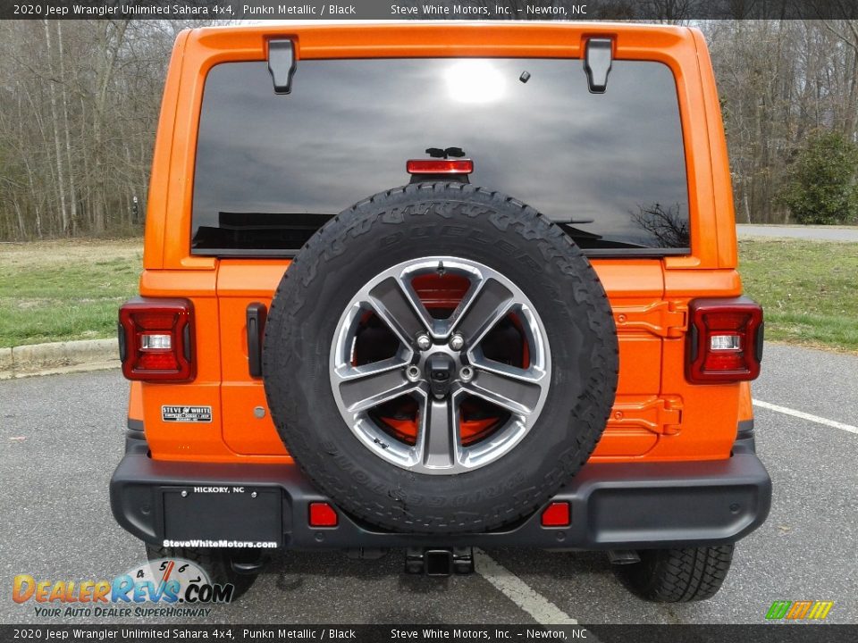2020 Jeep Wrangler Unlimited Sahara 4x4 Punkn Metallic / Black Photo #7