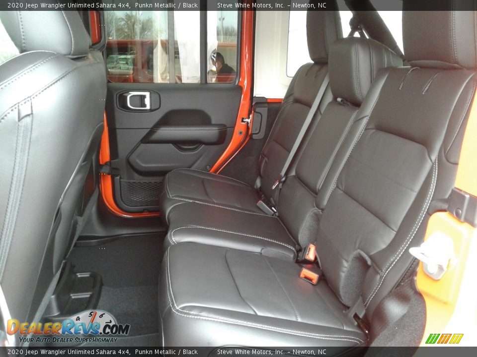 2020 Jeep Wrangler Unlimited Sahara 4x4 Punkn Metallic / Black Photo #13