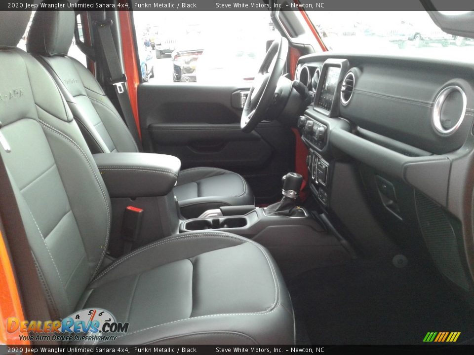 2020 Jeep Wrangler Unlimited Sahara 4x4 Punkn Metallic / Black Photo #17