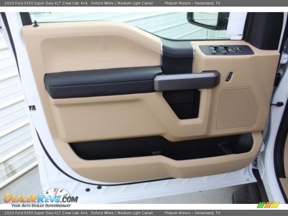 2020 Ford F350 Super Duty XLT Crew Cab 4x4 Oxford White / Medium Light Camel Photo #10