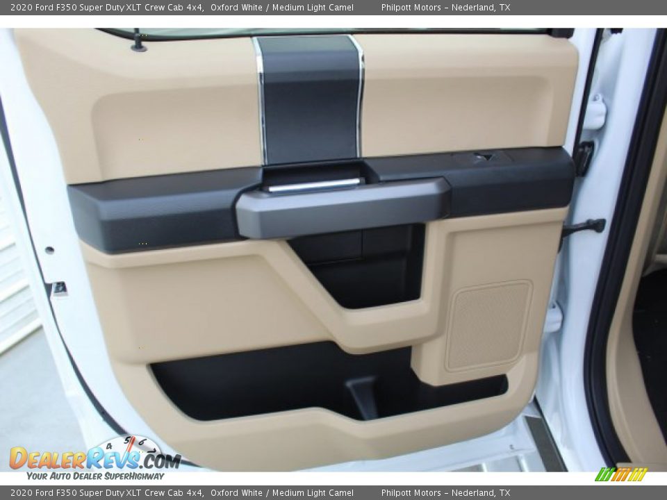 2020 Ford F350 Super Duty XLT Crew Cab 4x4 Oxford White / Medium Light Camel Photo #19
