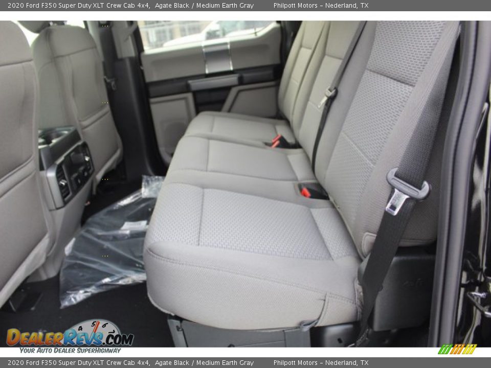 2020 Ford F350 Super Duty XLT Crew Cab 4x4 Agate Black / Medium Earth Gray Photo #19