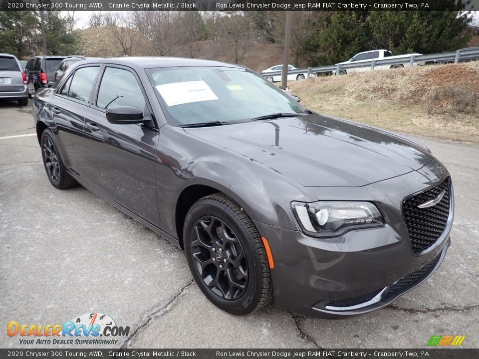 Front 3/4 View of 2020 Chrysler 300 Touring AWD Photo #7
