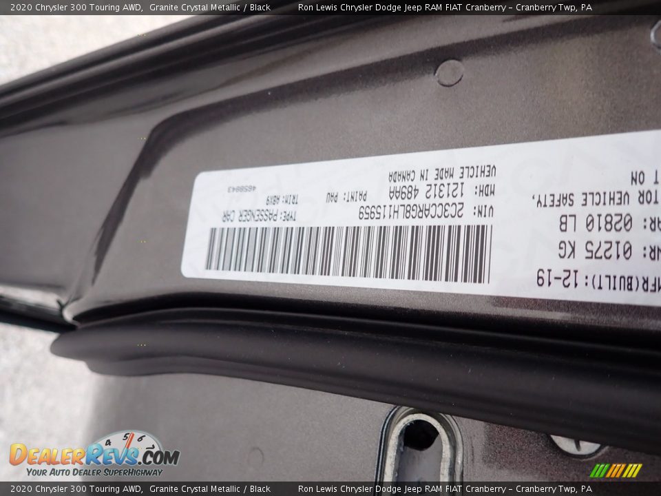 2020 Chrysler 300 Touring AWD Granite Crystal Metallic / Black Photo #14